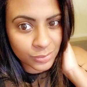 Meet your Posher, Ely